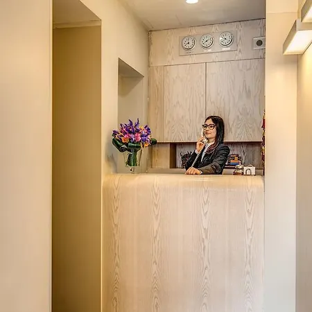 Hotel Abruzzi Rome