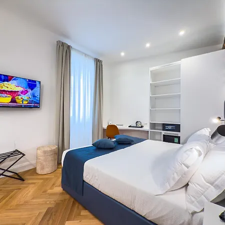 Hotel Abruzzi 3*