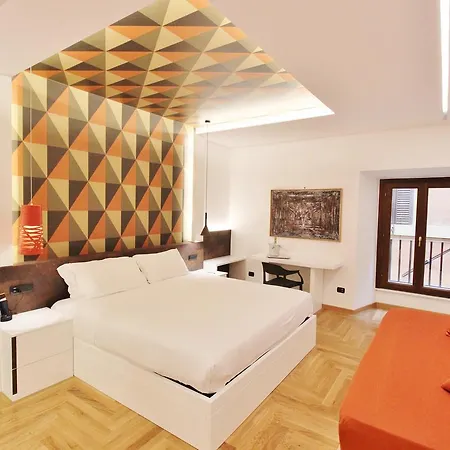 Abruzzi Hotel Rome